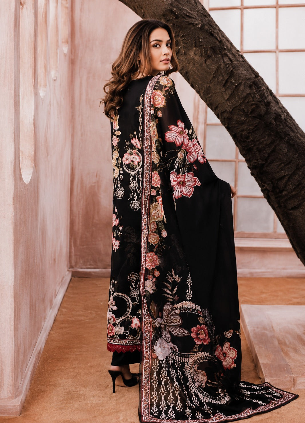 Midnight Bloom Floral Printed Lawn Suit – 3 Piece Unstitched